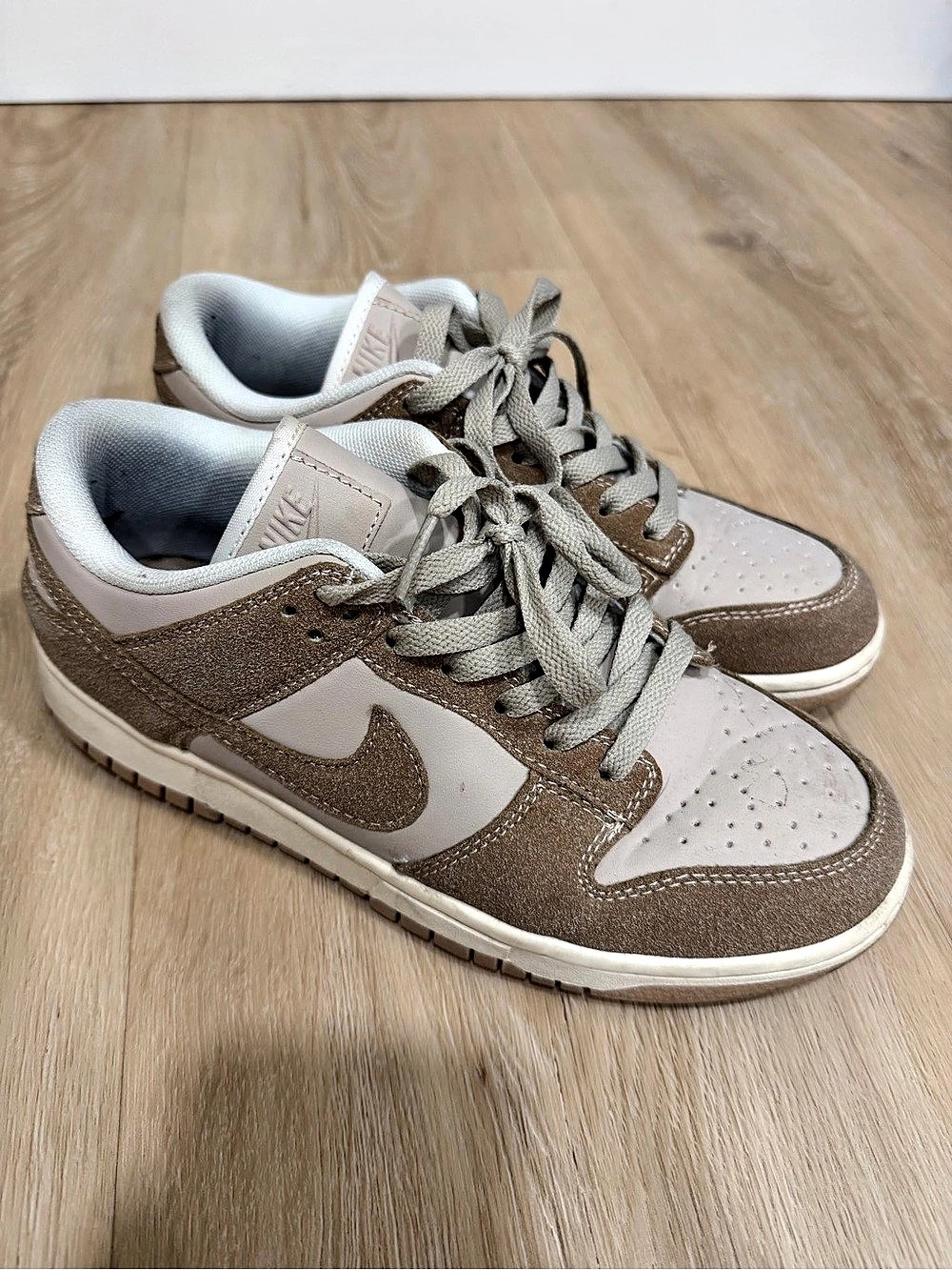 Nike Dunk Low Premium 'Medium Curry' Sneakers Brown & White
